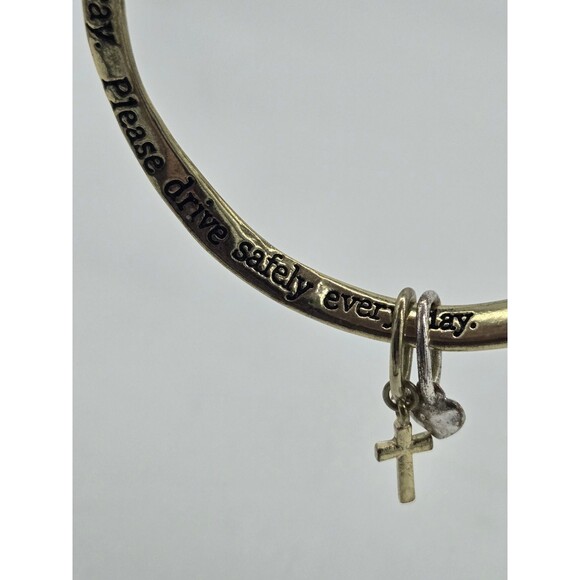 Mom Mobius Twist Bangle Bracelet Charms Inspirational Message Mother Drive Safe - Picture 3 of 9